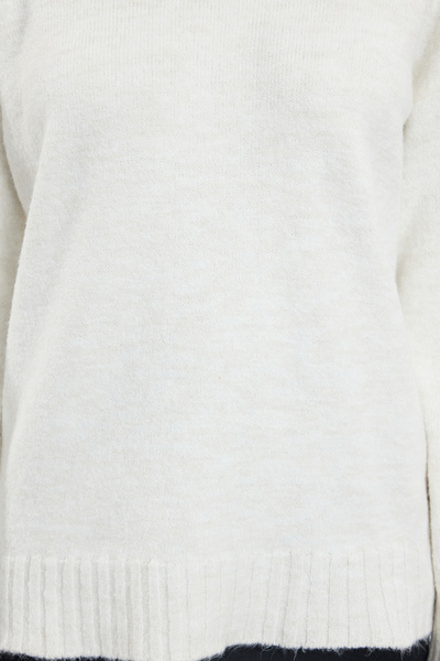 Trendyol Collection Basic-Strickpullover aus Stewolle mit U-Boot-Ausschnitt TWOAW25KZ00010