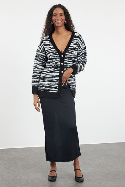 Trendyol Collection Zebra Patterned Black Knitwear Cardigan - Soft Textured Twoaw25Hi00239