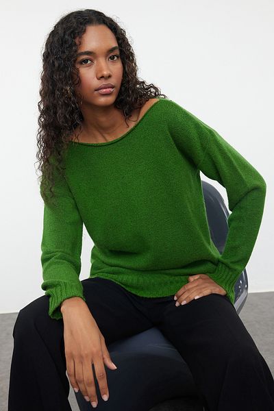 Trendyol Collection Grüner Basic-Strickpullover aus Wolle mit U-Boot-Ausschnitt TWOAW25KZ00010