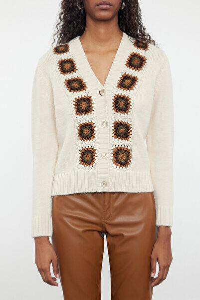 Trendyol Collection Háčkovaný svetr z měkkého úpletu - Twoaw25Hi00196