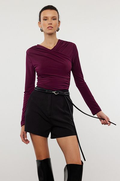 Trendyol Collection Ευέλικτη μακρυμάνικη πλεκτή μπλούζα σε χρώμα δαμάσκηνο - λεπτομέρεια ντραπέ, εφαρμοστή TWOAW25BZ00105