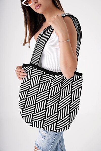 CHUBA Ethnic Bohemian Knitwear Shopper - Black Strap Casual Hand and Shoulder Bag CHAX811