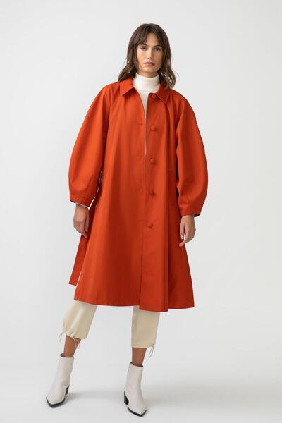 Touché Privé معطف ماكسي بفتحة