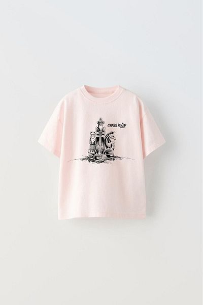 The Champ Clothing Tricou roz pentru copii - scris Chess Is Life, imprimat cu design de șah
