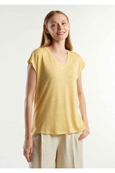 United Colors of Benetton Light Yellow Women's T-shirt - 100% Linen, Comfortable Fit, Deep V-neck, Sleeveless