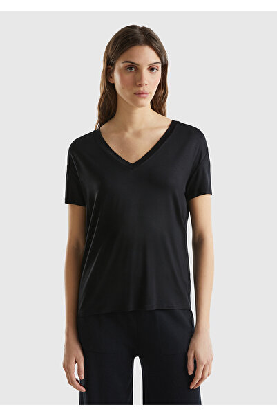 United Colors of Benetton Tricou de damă vâscos negru - decolteu în V lat, mo...