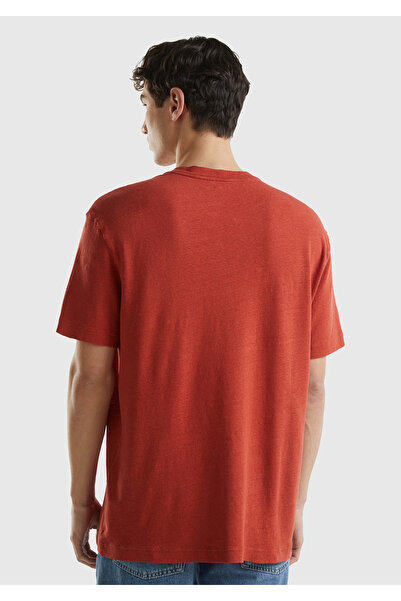 United Colors of Benetton Πορτοκαλί λινό ανδρικό μπλουζάκι με λαιμόκοψη - απλή εφαρμογή