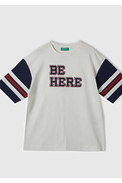 United Colors of Benetton Κρεμ μπλουζάκι Oversize για αγόρι - Κεντημένο και Χ...