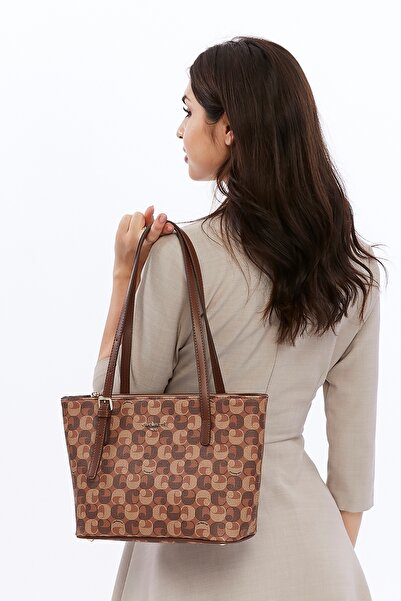 Cacharel Caharel Shoulder and Hand Bag - Stylish and Useful