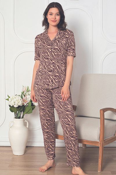 ZMT Collection Дамски пижамен комплект от ликра - къси ръкави, шарени и закопчаващи се отпред