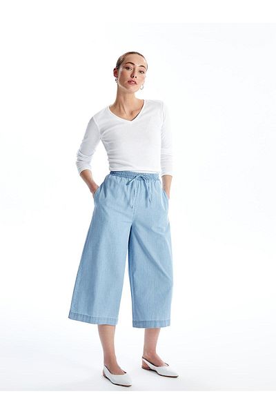 LC Waikiki LCWAIKIKI Classic - Women's Straight Jeans Capri with Elastic Waist