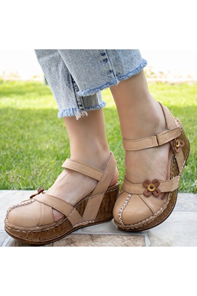 CONSUELO صندل جلدي بكعب عريض لتقويم العظام 11416