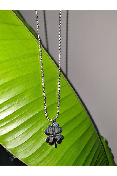 Garamak Women's Stainless Steel Clover Necklace