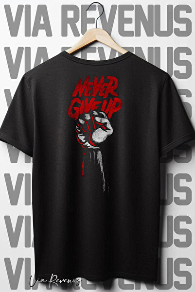 Vordevia Crna Oversize kroj T-shirt - Nikada ne odustaj Štampano
