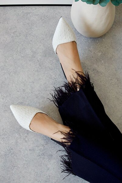 POLKA STORE Blush Beyaz Tüvit Sivri Burunlu Kısa Blok Topuklu Kadın Ayakkabı