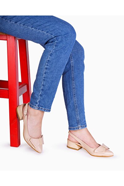 Ayalbuzenne ten cilt arkası acık ucak fiyonk  ayakkabı