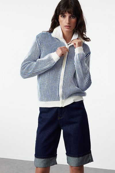 Trendyol Collection Stand Collar Ecru Knitwear Cardigan - TWOAW25HI00273