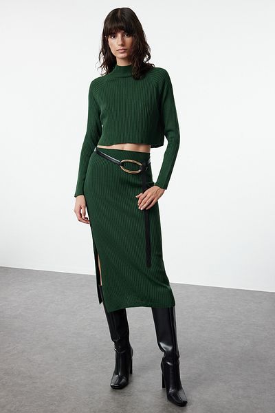 Trendyol Collection Emerald Green Knitwear Crop Top and Skirt Set - TWOAW23AU00170