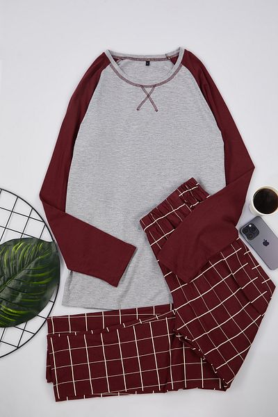 Trendyol Collection Dunkelburgunderrotes, kariertes Strick-Pyjama-Set für Herren aus 100 % Baumwolle mit regulärer Passform und Raglanärmeln THMAW21PT0879