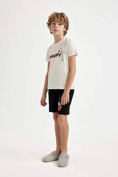 DeFacto Set de pijamale Snoopy pentru băieți - decolteu, mânecă scurtă, pantaloni scurți de top C2846a824sm