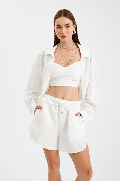 NOK İSTANBUL Daily Serisi Elastik Büzgülü Ipli Bel Bantlı Bermuda Şort Beyaz