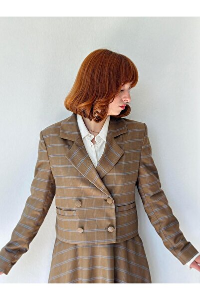 Retrobird Γυναικείο κοντό σακάκι σε χρώμα άμμου