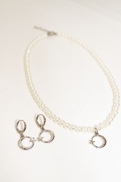 EUROMODA Star Design Moon Pearl Necklace and Earring Set