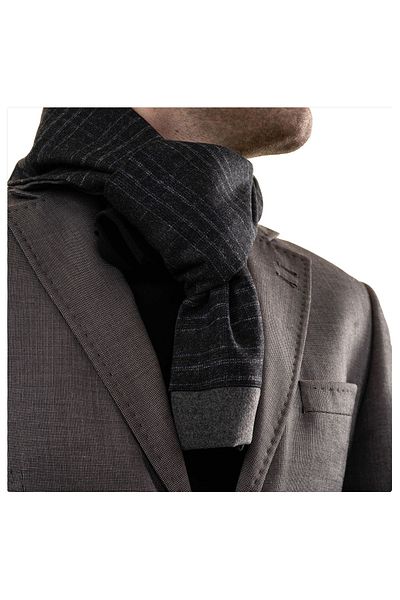 Exve Exclusive Eșarfă de lână cu model alb-negru