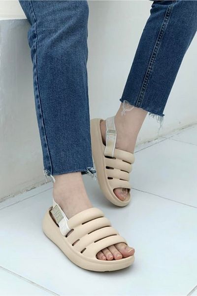 Sonimix Beige Women's Sandals - Elastic Design