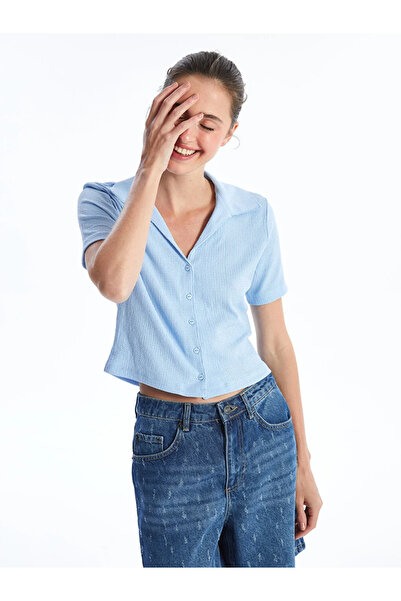 LC Waikiki LCW Vision – dámská polokošile s krátkým rukávem s rovným výstřihem