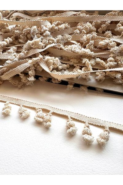 ODDA TASARIM ATÖLYESİ decorative linen ball Strip - with tassels