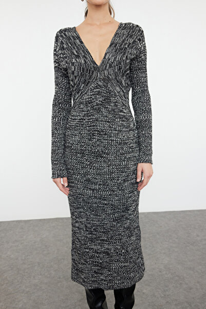 Trendyol Collection Pletené šaty Midi - Black Gradient, TWOAW24EL00016