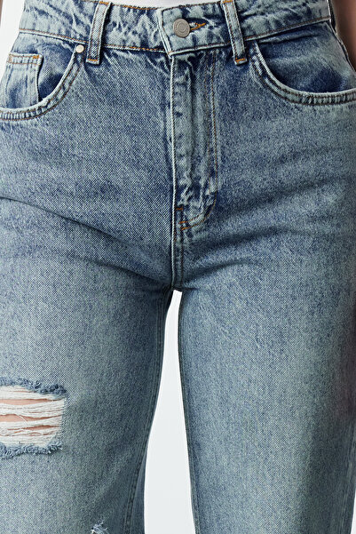 Trendyol Collection Modré roztrhané džíny s širokým pasem TWOSS24JE00073