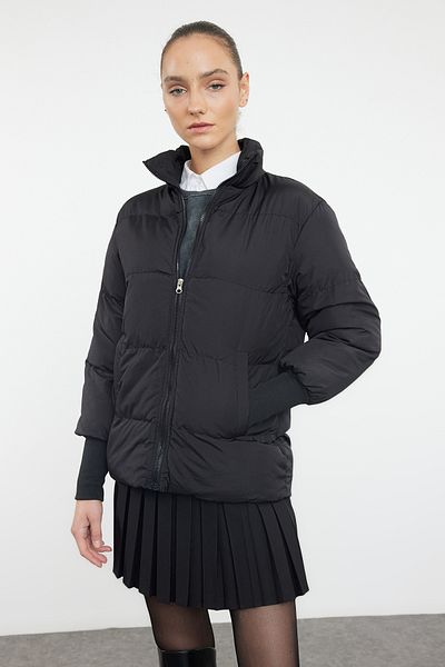 Trendyol Collection Black Ribbed Sleeve Water Repellent Puffer Jacket TWOAW22MO0002