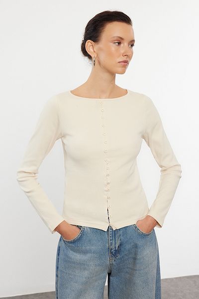 Trendyol Collection Ευέλικτη πλεκτή μπλούζα με κορδόνι - λαιμόκοψη, λεπτομέρεια με πέτρινο κουμπί, κανονικό μήκος - TWOAW25BZ00030