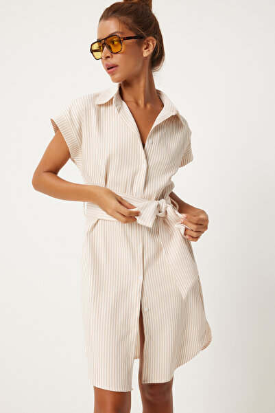 Happiness İstanbul Béžové a bílé pruhované dámské košilové šaty - FN03252