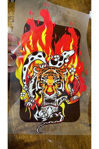Gönülden Tasarım Yellow Red Lion Transfer Printed Iron-On T-Shirt - 35x22 cm