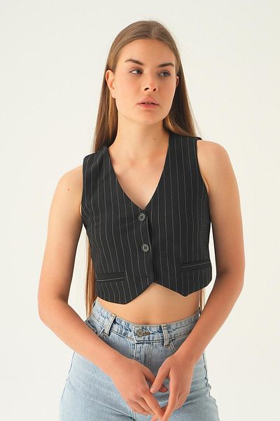 Rays BlAck StripeD Vest - 6879A Button DetAileD