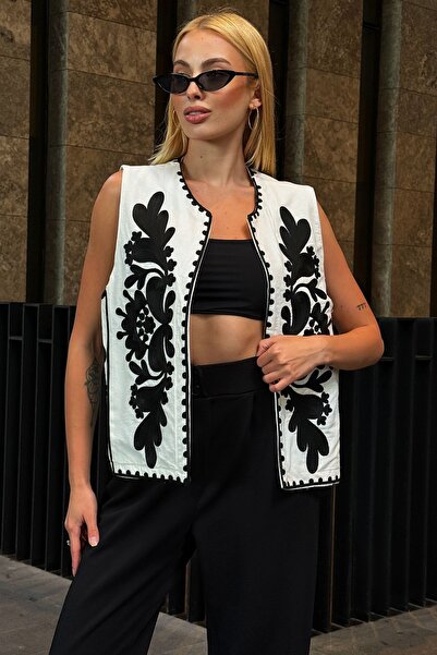 VAGGON Черен бродиран ленен елек - специален дизайн Prm0985