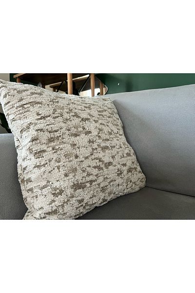 Maestro Letta 43*43 cm Throw Pillow Cover
