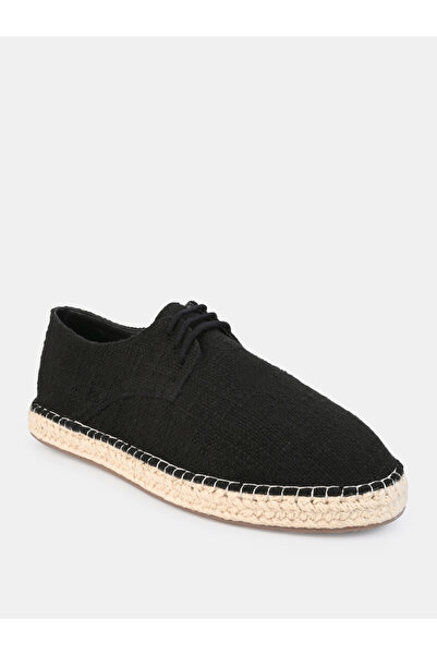 Styli Low Ankle Lace Up Knitted Shoes