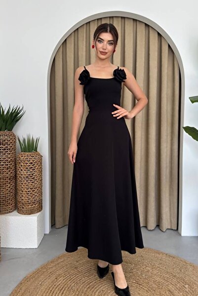 Secret Passion Lingerie Siyah Atlas Kumaş Straplez Yaka Siyah Gül Aksesuarlı Askılı Maxi Abiye Elbise 258