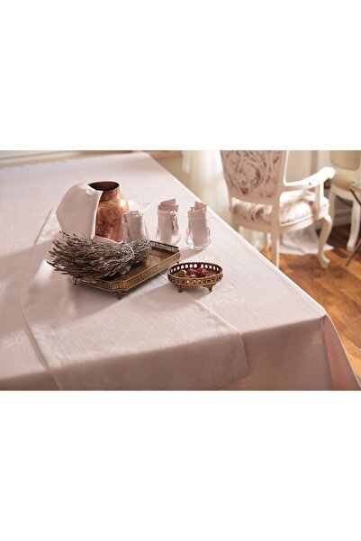 Lucien Home طقم مفرش طاولة جاكار بدون رعاية