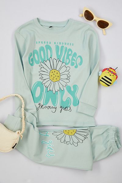 TRENDYOLKIDS Mint Girl's Thin Floral Patterned Seasonal Pajamas Set - Knitted Bottom-top Set Tkdaw25au00012