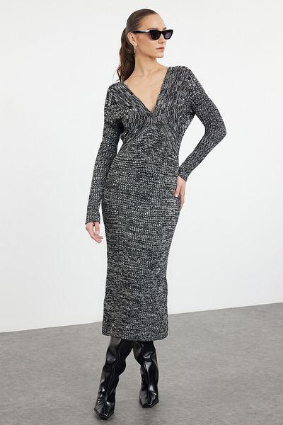 Trendyol Collection Strick-Midikleid - Schwarz mit Farbverlauf, TWOAW24EL00016