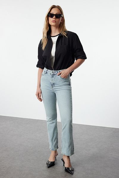 Trendyol Collection Blugi Blue Flare Crop - Talie Normală TWOAW25JE00074