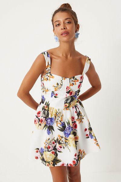 Happiness İstanbul Ecru-rosa Sommerkleid mit Blumenmuster und dicken Trägern für Damen - FN03256