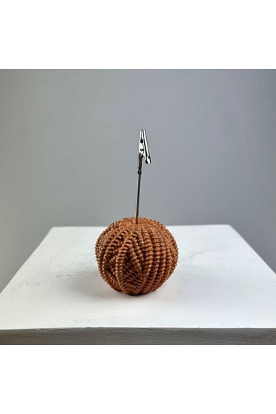 Melouro Oak Lump Note Holder