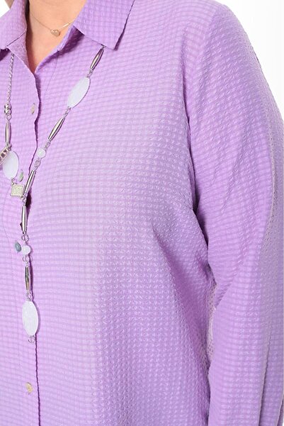 MG Shirt with square pendant accessories