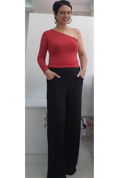 Mertcan Butik Seasonal lightweight loose leg - Black knitted pants with pockets and waist leggins